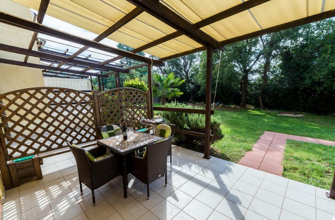 Lumbre Apartment Tar-Vabriga Zewnętrze zdjęcie
